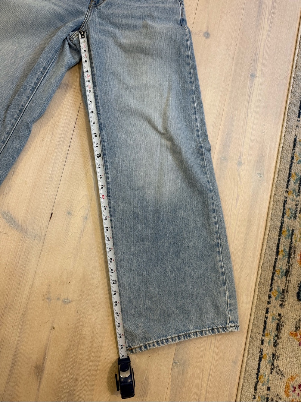 Levi's Blue High-Rise ‘94 baggy Wide-Leg Jeans - 28 x 31 - Picture 8 of 9